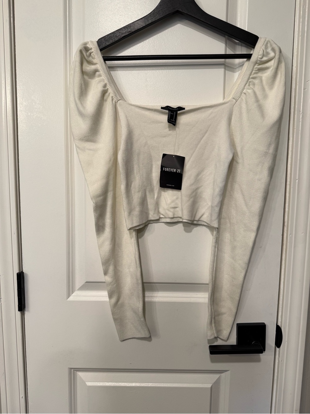 Ivory Cropped puff sleeve top